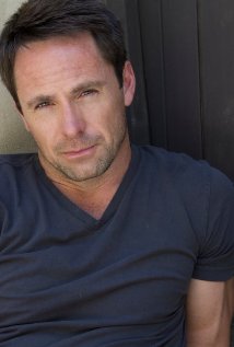 William deVry